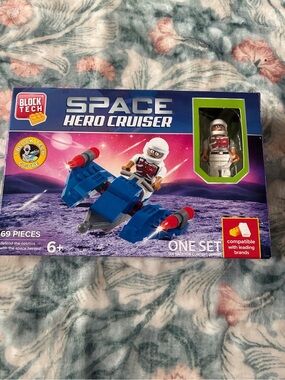 Space Hero Cruiser - Blue Kids Building Lego set